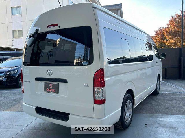 Toyota REGIUSACE VAN 2017-07 1430104-26