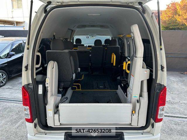 Toyota REGIUSACE VAN 2017-07 1430104-3