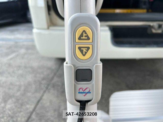 Toyota REGIUSACE VAN 2017-07 1430104-7
