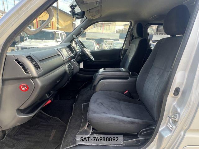 Toyota REGIUSACE VAN 2015-11 1745812-9