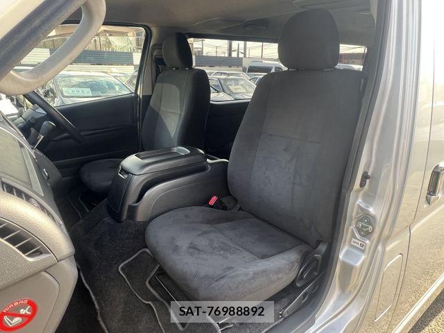 Toyota REGIUSACE VAN 2015-11 1745812-8