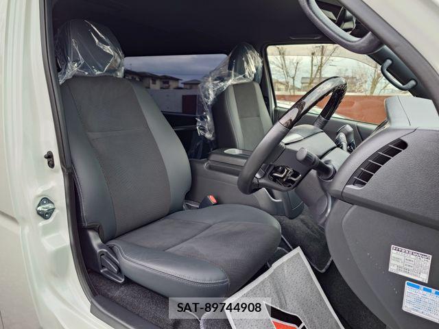 Toyota REGIUSACE VAN 2019-02 2085352-11