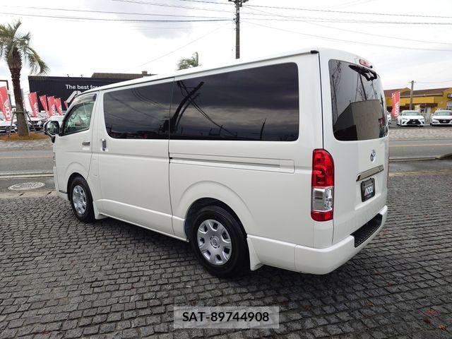 Toyota REGIUSACE VAN 2019-02 2085352-3