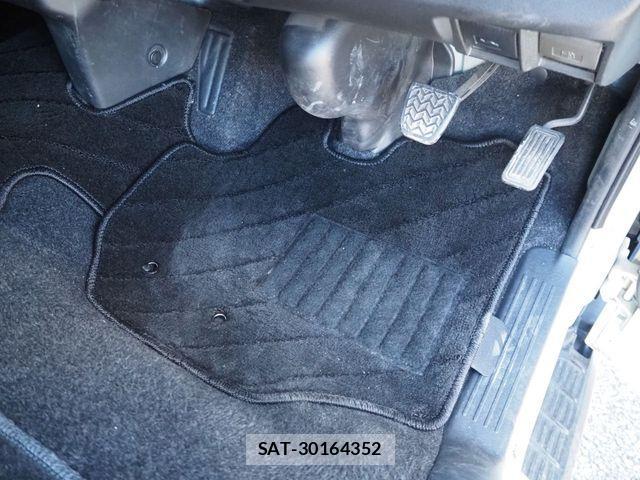 Toyota REGIUSACE VAN 2017-05 2100769-20