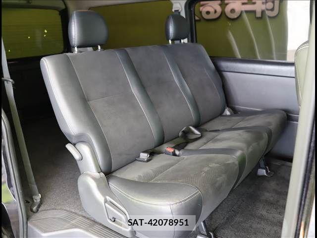 Toyota REGIUSACE VAN 2016-06 2487828-20