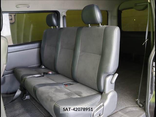 Toyota REGIUSACE VAN 2016-06 2487828-22