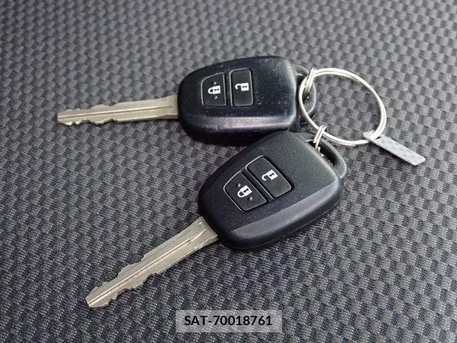 Toyota REGIUSACE VAN 2019-11 3422916-17