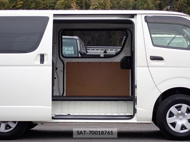 Toyota REGIUSACE VAN 2019-11 3422916-4