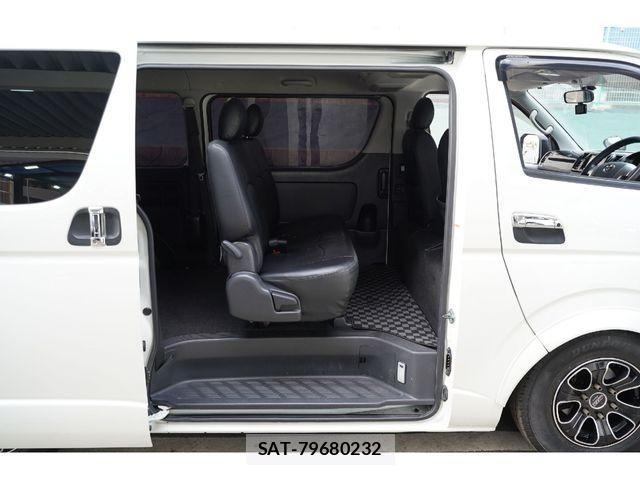 Toyota REGIUSACE VAN 2014-10 4048160-24