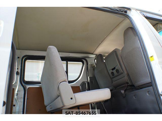 Toyota REGIUSACE VAN 2009-02 4372607-24