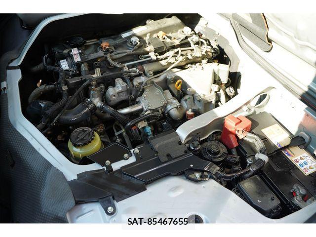 Toyota REGIUSACE VAN 2009-02 4372607-3