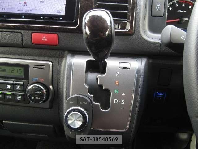 Toyota REGIUSACE VAN 2020-03 6017033-5