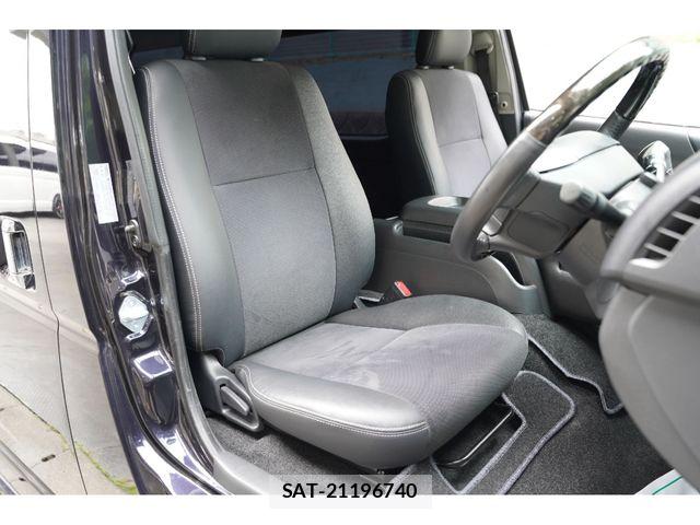 Toyota REGIUSACE VAN 2017-06 6017036-21