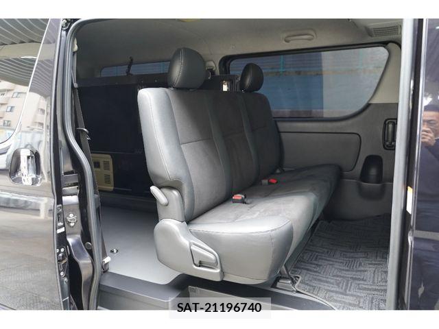 Toyota REGIUSACE VAN 2017-06 6017036-23