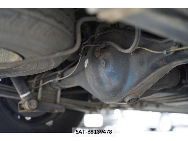Toyota REGIUSACE VAN 2005-03 6017055-11