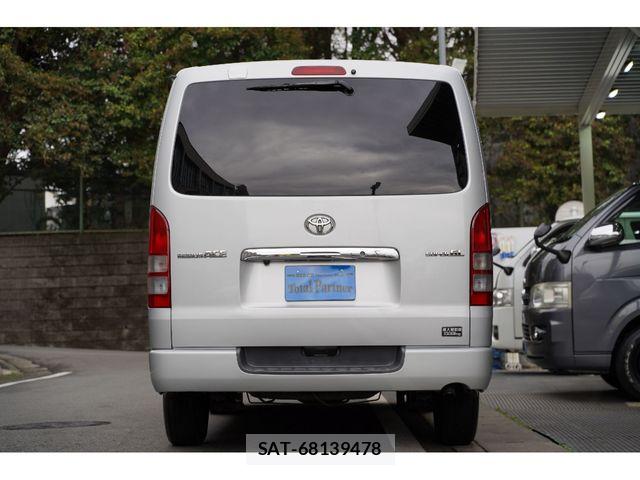 Toyota REGIUSACE VAN 2005-03 6017055-18