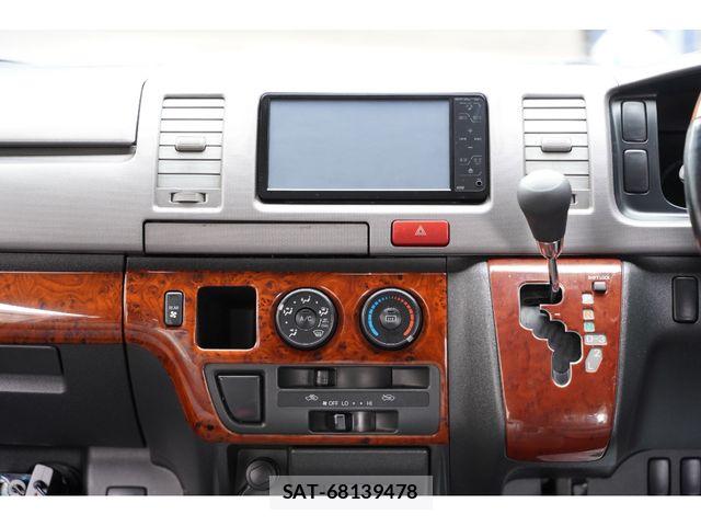 Toyota REGIUSACE VAN 2005-03 6017055-21