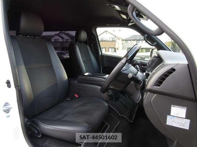 Toyota REGIUSACE VAN 2018-12 6017037-11