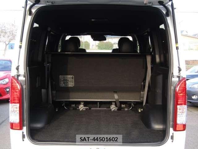 Toyota REGIUSACE VAN 2018-12 6017037-12