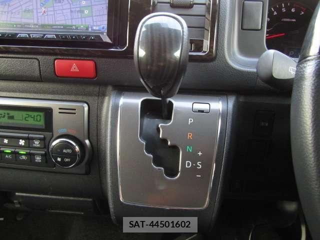 Toyota REGIUSACE VAN 2018-12 6017037-6
