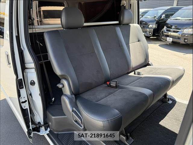 Toyota REGIUSACE VAN 2016-07 6017040-9