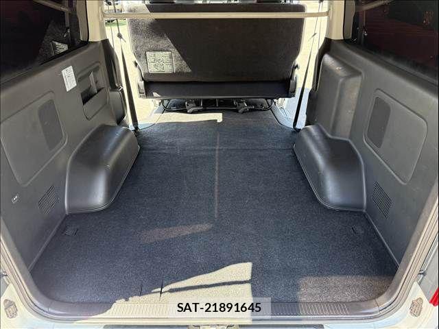 Toyota REGIUSACE VAN 2016-07 6017040-19
