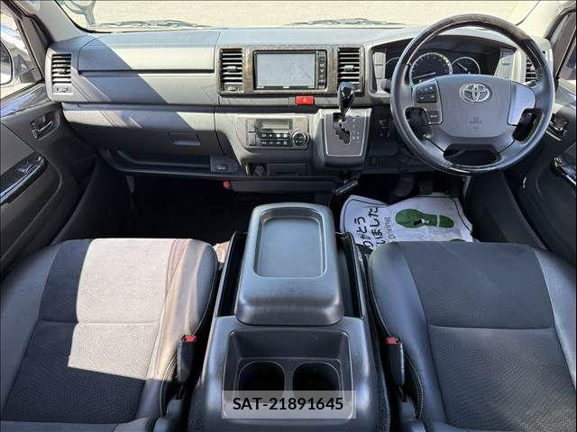 Toyota REGIUSACE VAN 2016-07 6017040-3