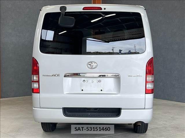 Toyota REGIUSACE VAN 2011-06 6218954-5