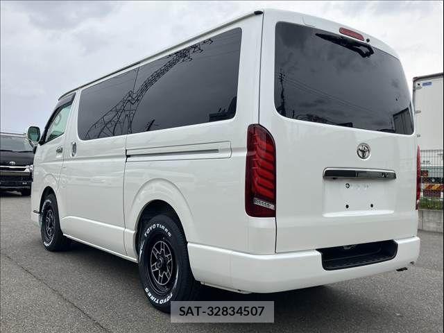 Toyota REGIUSACE VAN 2015-04 6247016-15