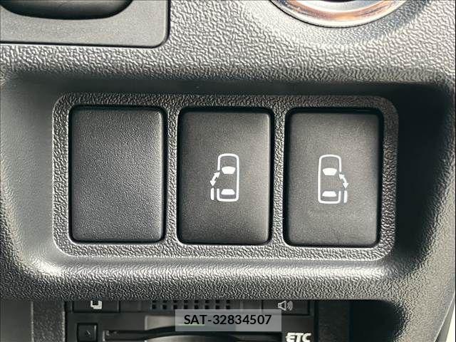 Toyota REGIUSACE VAN 2015-04 6247016-17