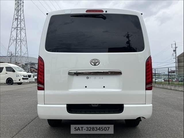 Toyota REGIUSACE VAN 2015-04 6247016-2