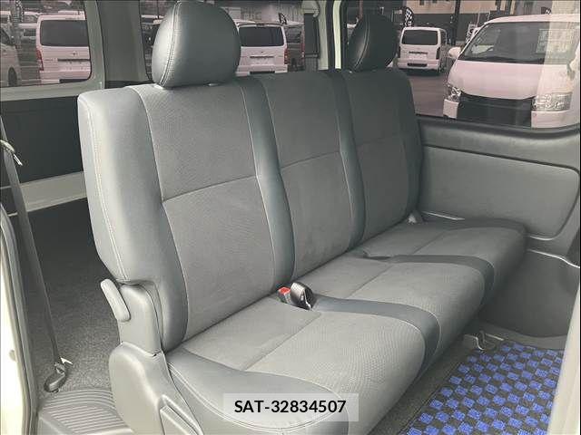 Toyota REGIUSACE VAN 2015-04 6247016-7