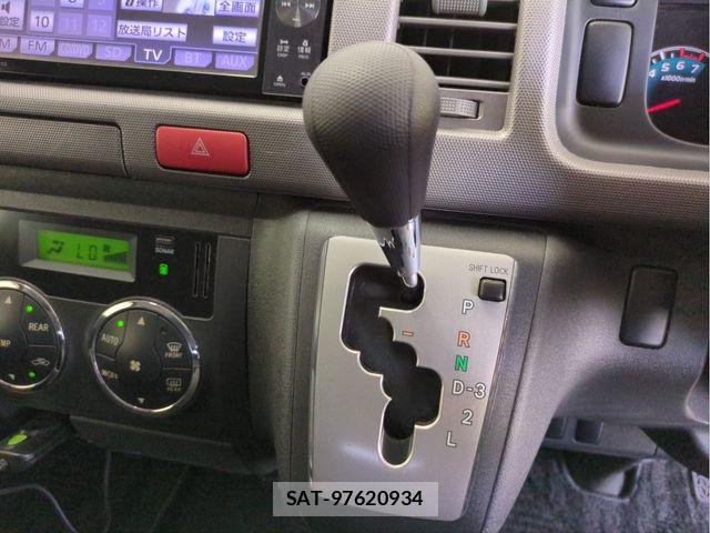 Toyota REGIUSACE VAN 2012-04 6502602-11