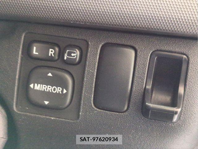 Toyota REGIUSACE VAN 2012-04 6502602-13