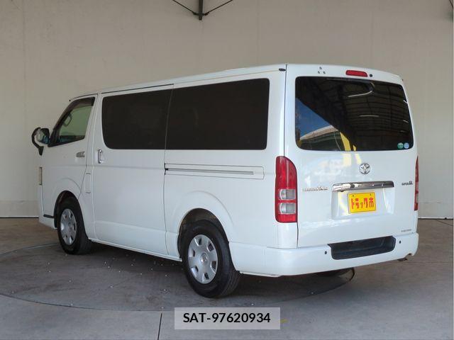 Toyota REGIUSACE VAN 2012-04 6502602-19