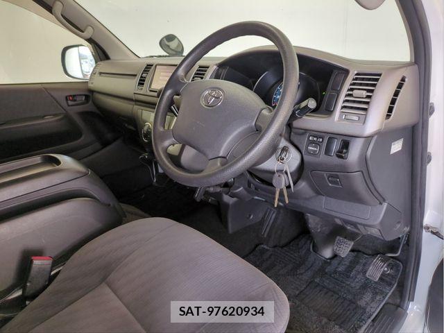 Toyota REGIUSACE VAN 2012-04 6502602-25