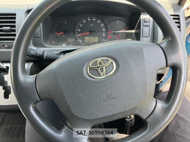 Toyota REGIUSACE VAN 2015-04 6614437-16