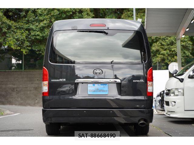 Toyota REGIUSACE VAN 2008-10 6614436-11