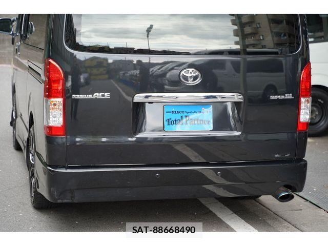 Toyota REGIUSACE VAN 2008-10 6614436-13