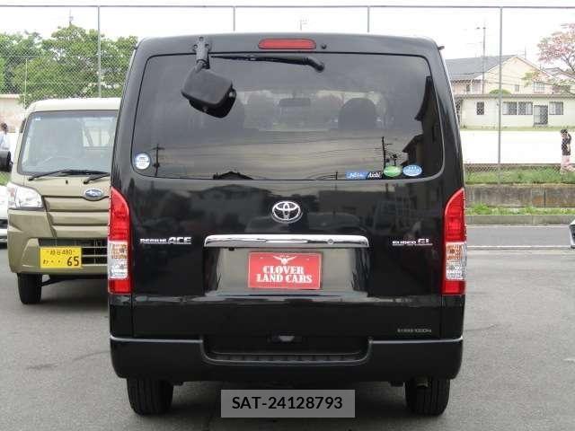 Toyota REGIUSACE VAN 2018-03 6642336-13