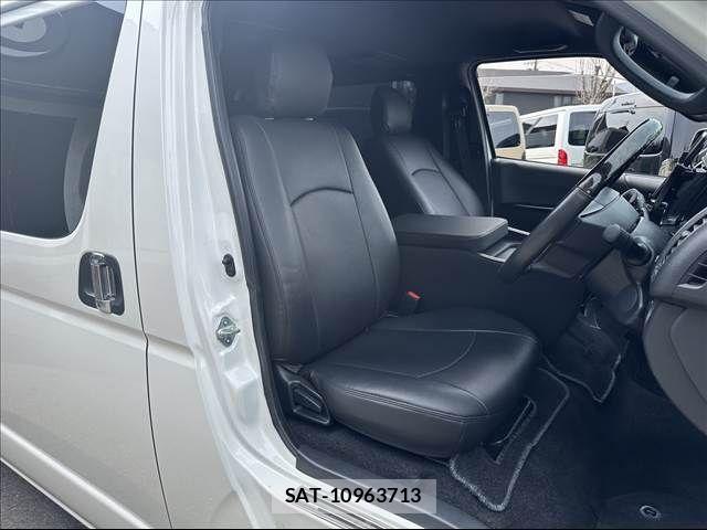 Toyota REGIUSACE VAN 2019-10 6791448-6