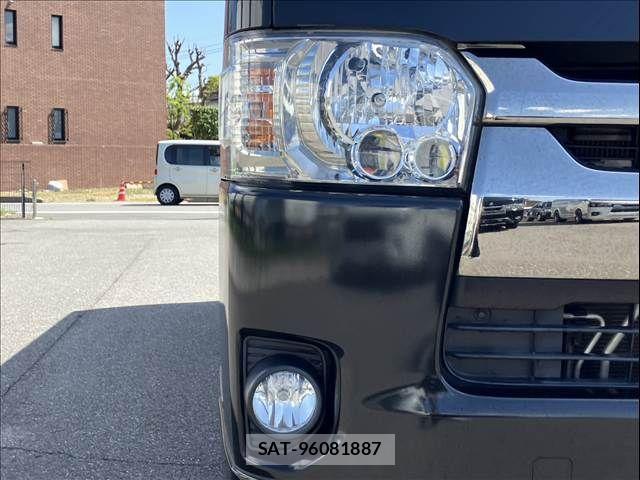 Toyota REGIUSACE VAN 2018-12 6816877-8