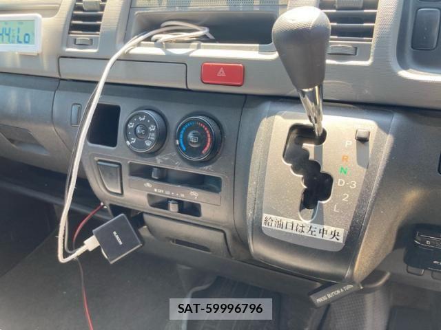 Toyota REGIUSACE VAN 2004-10 6911954-17