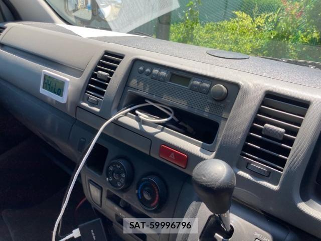 Toyota REGIUSACE VAN 2004-10 6911954-18