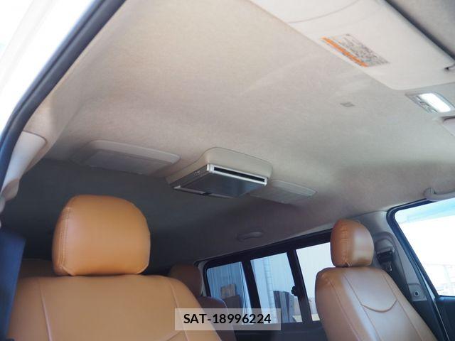 Toyota REGIUSACE VAN 2011-09 6911955-23