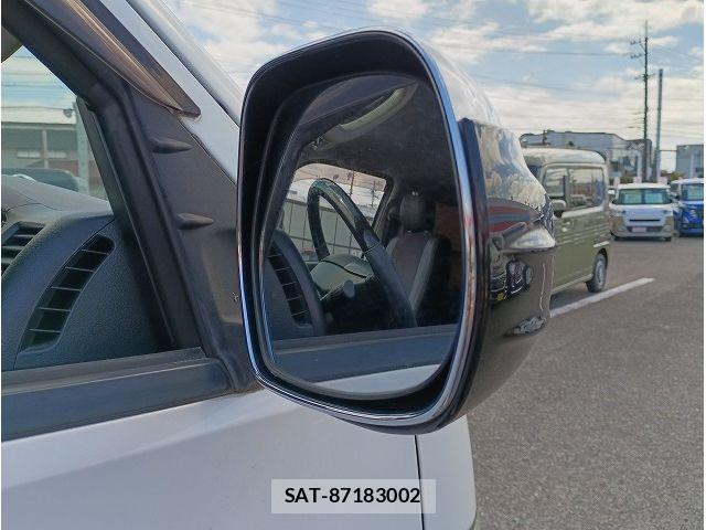 Toyota REGIUSACE VAN 2015-02 7060443-16