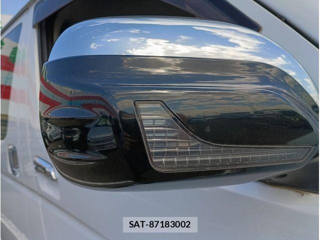 Toyota REGIUSACE VAN 2015-02 7060443-17