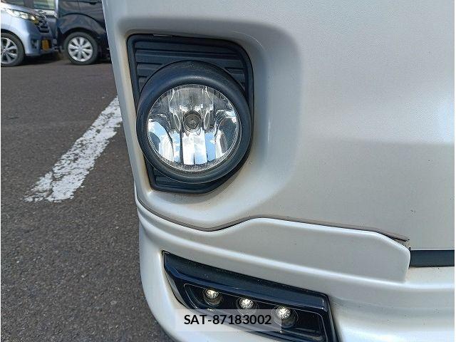 Toyota REGIUSACE VAN 2015-02 7060443-18