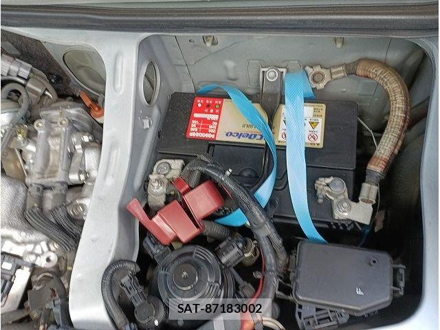 Toyota REGIUSACE VAN 2015-02 7060443-24
