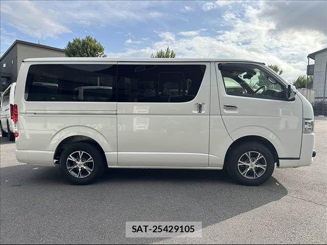 Toyota REGIUSACE VAN 2019-04 7060437-12